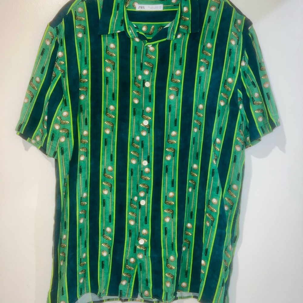 Zara Men’s Green Casual Button Down Shirt with Golf Motifs